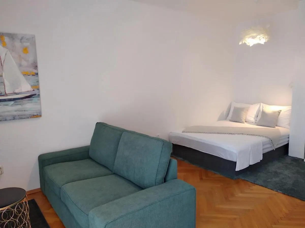 Sweet Apartment Split